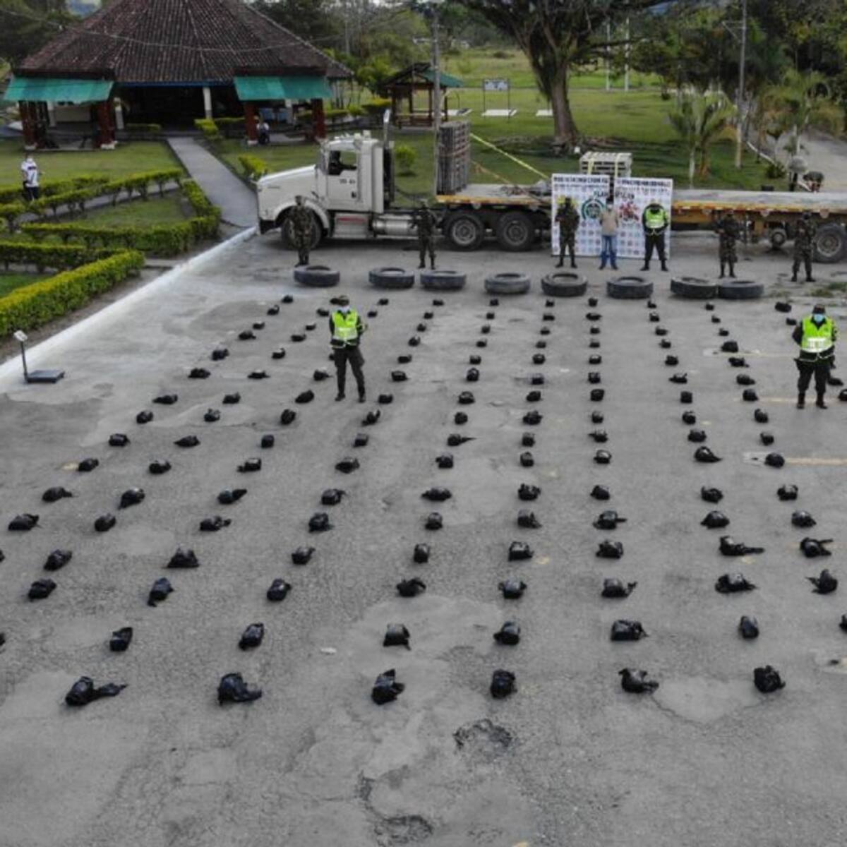 Incautan 434 kilos de clorhidrato de cocaína en el Huila