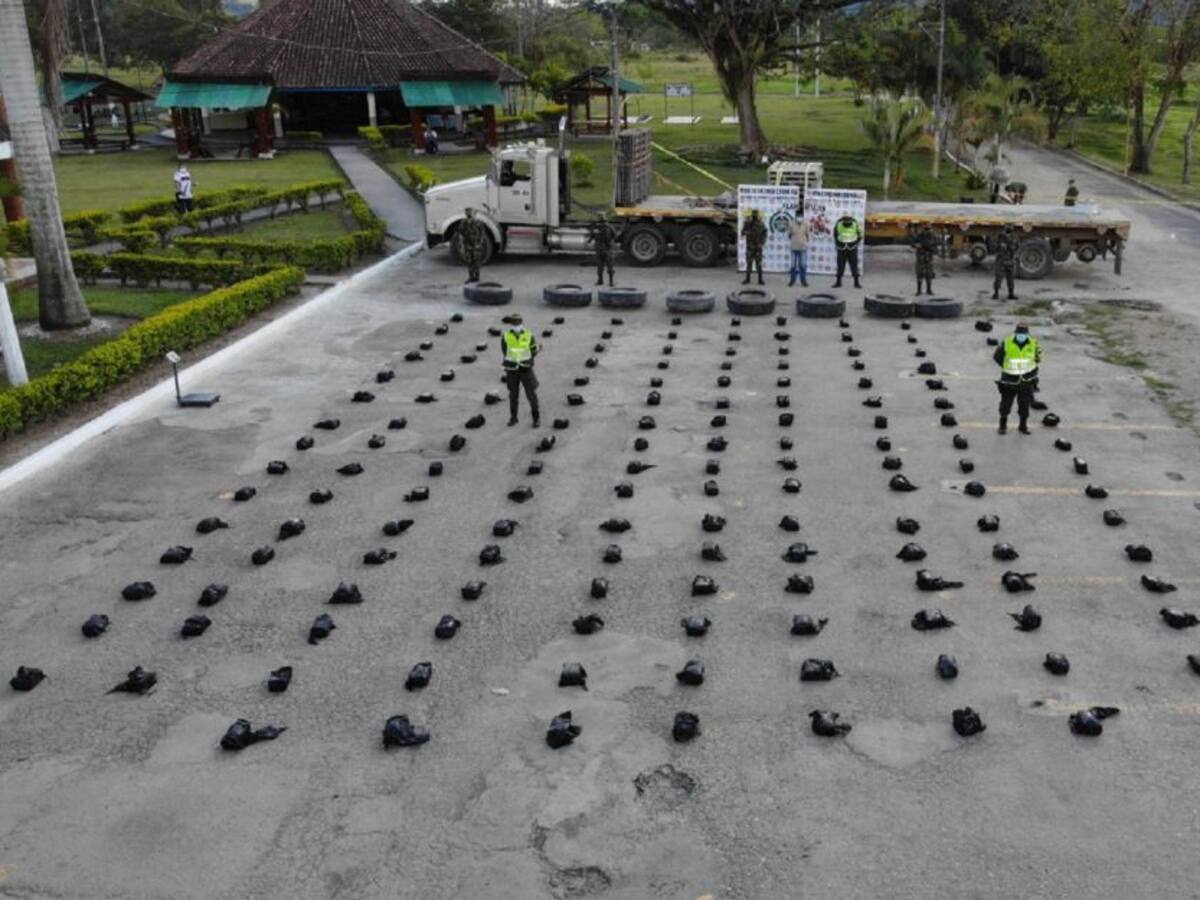 Incautan 434 kilos de clorhidrato de cocaína en el Huila