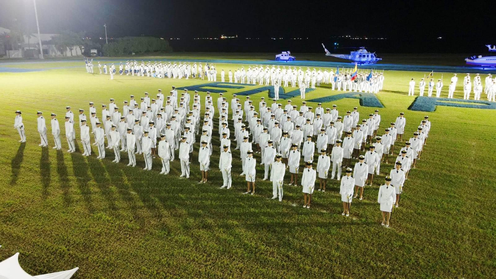 Un grupo de 135 oficiales se graduaron en la Escuela Naval de Cartagena