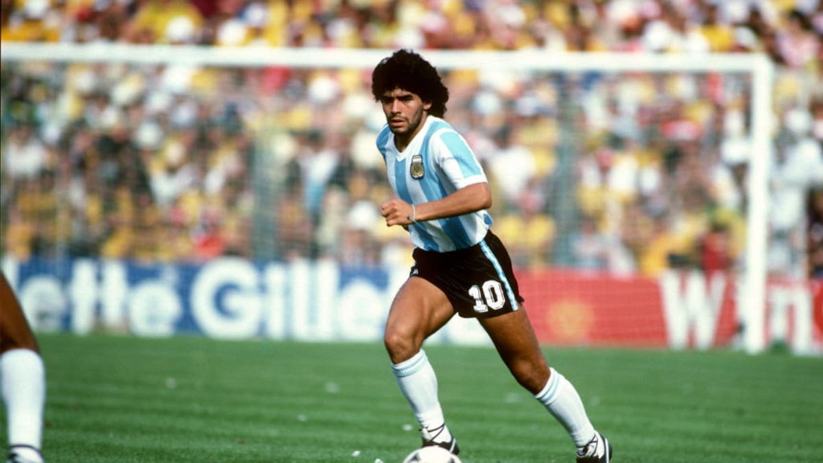 Caso Maradona: justicia argentina reanuda juicio para aclarar muerte del astro del fútbol