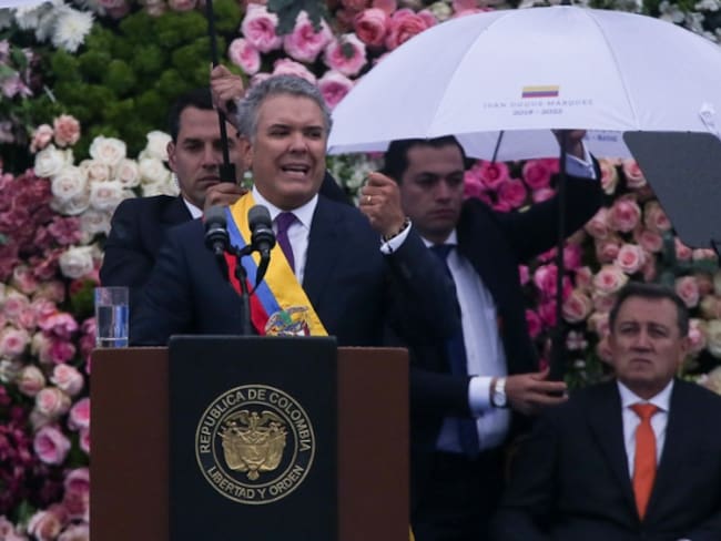 Consulta anticorrupción entre el Sí del presidente y el No de Uribe
