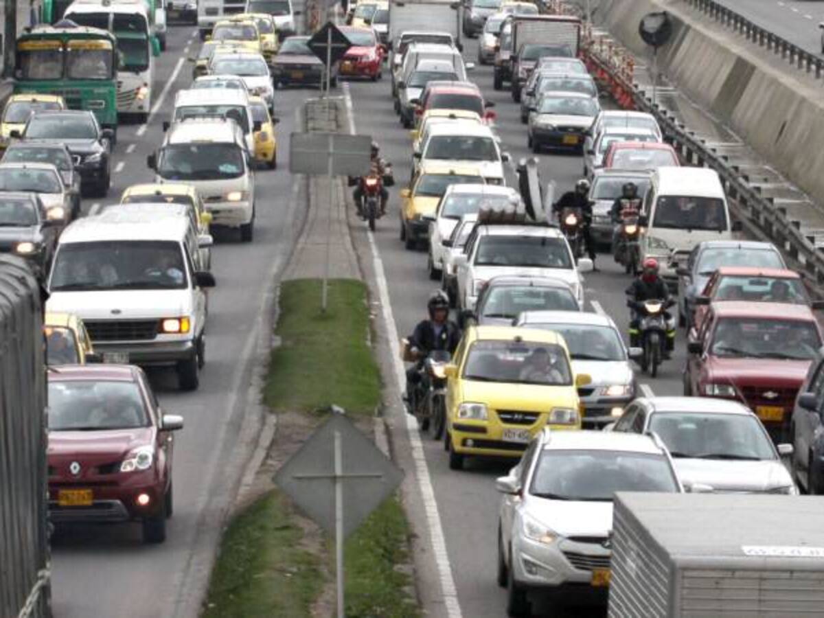 Más de un millón de vehículos en Bogotá no han hecho la revisión tecnicomecánica