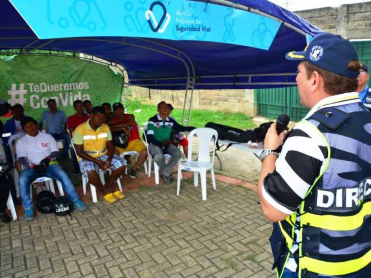 Más de 500 motociclistas de Cartagena se capacitaron durante fin de semana
