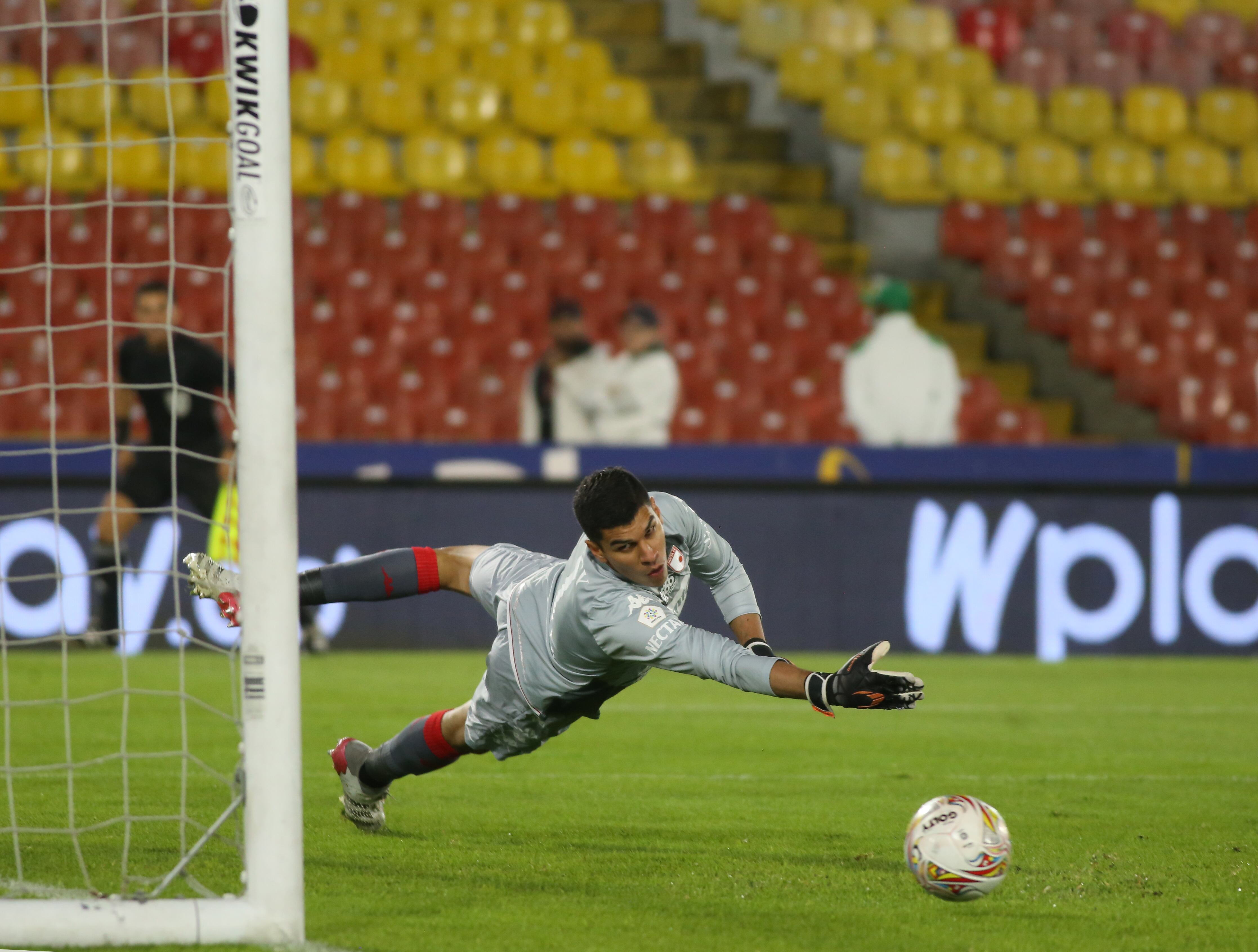 José Silva será uno de los jugadores que continúe en Independiente Santa Fe. (Photo by Daniel Garzon Herazo/NurPhoto via Getty Images)
