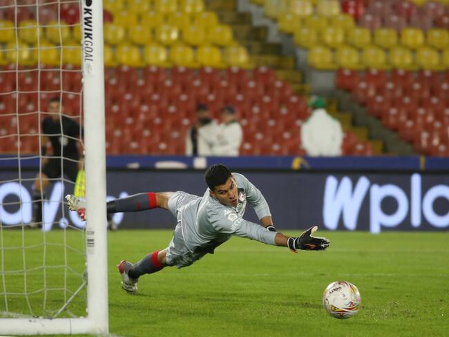 José Silva será uno de los jugadores que continúe en Independiente Santa Fe. (Photo by Daniel Garzon Herazo/NurPhoto via Getty Images)