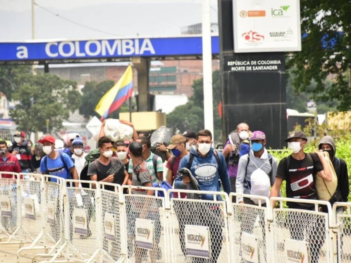Vecinos de Tienditas expresan malestar por llegada de migrantes