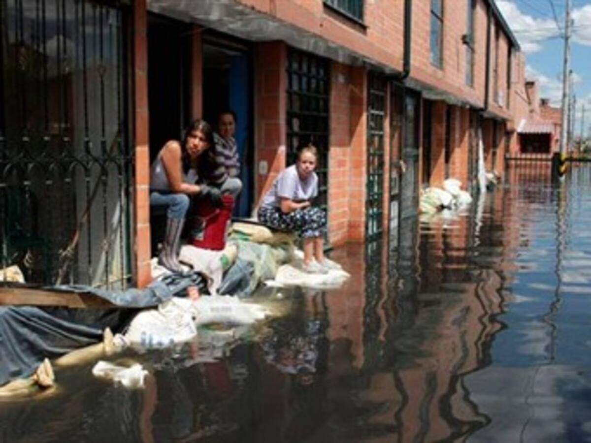 Gobierno ha entregado más de 52 mil millones de pesos en ayudas para damnificados