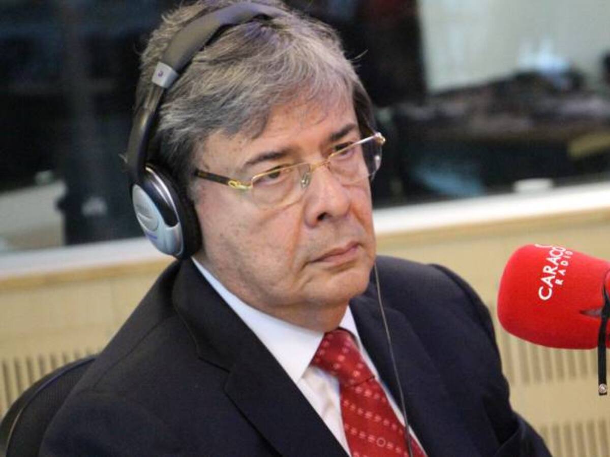 Para mí, Uribe sería mi principal consejero: Holmes Trujillo