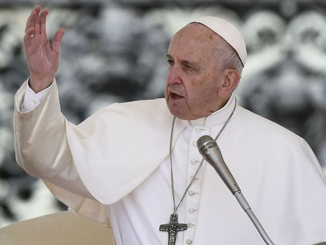 Papa Francisco pide a sacerdotes visitar enfermos afectados por Covid-19