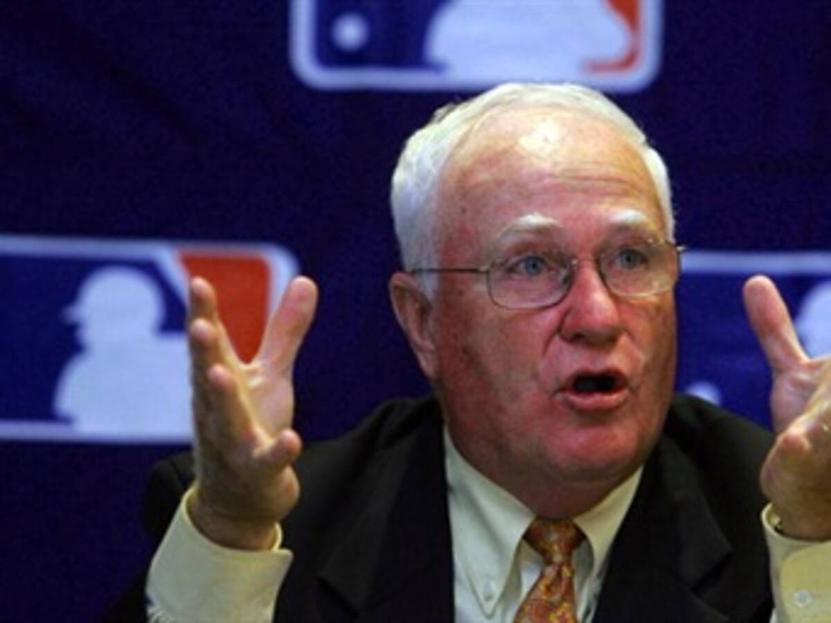 Bob DuPuy renuncia a la presidencia de las Grandes Ligas de Béisbol