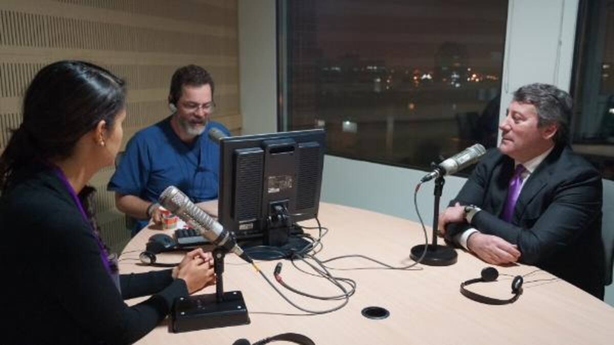 Maria Andrea Hernández, Santiago Rojas y Georgio Nardone, especialista italiano hablando sobre fobias.