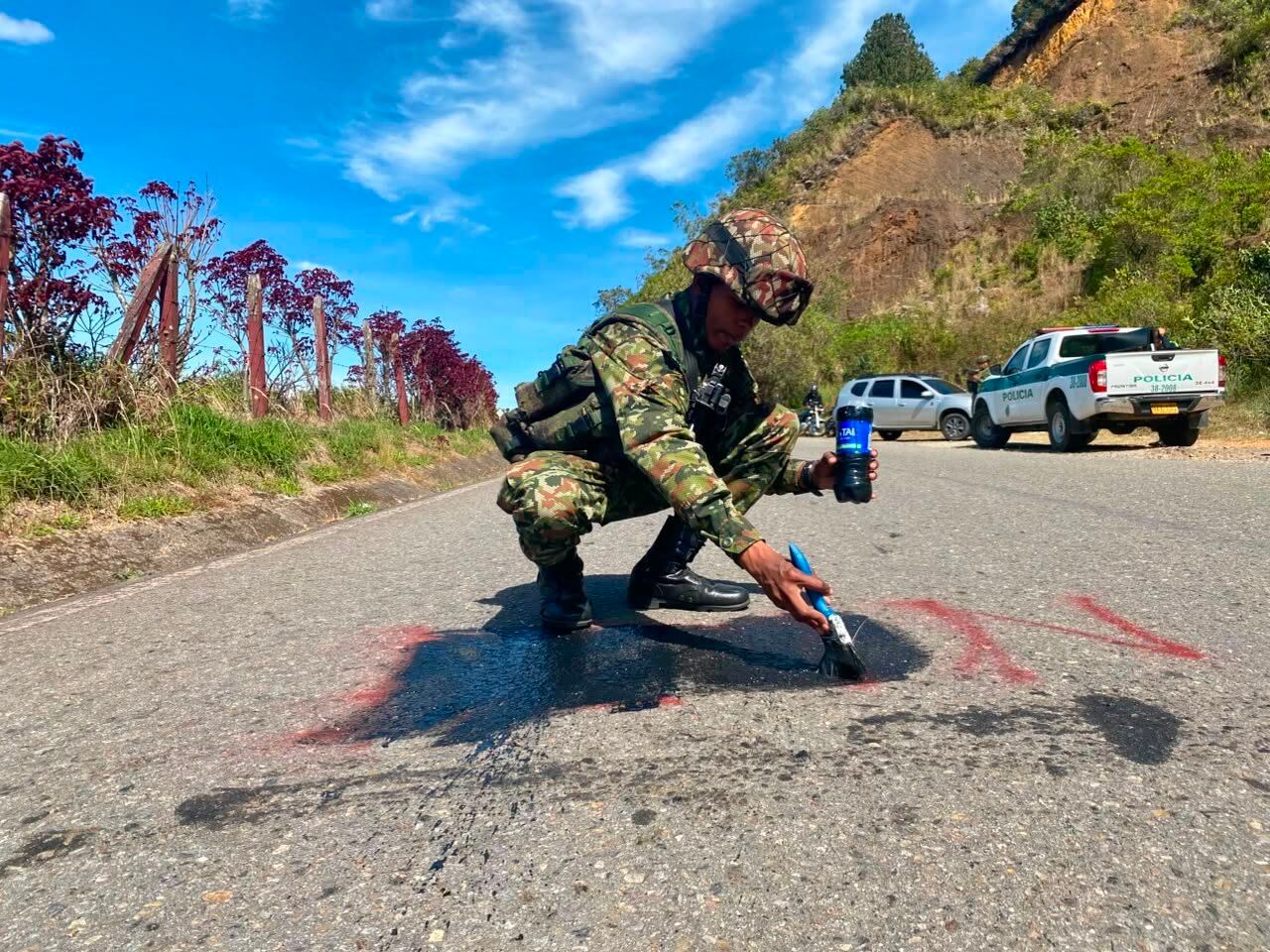 Seguridad en la vía Sonsón- La Unión- foto Ejército Nacional