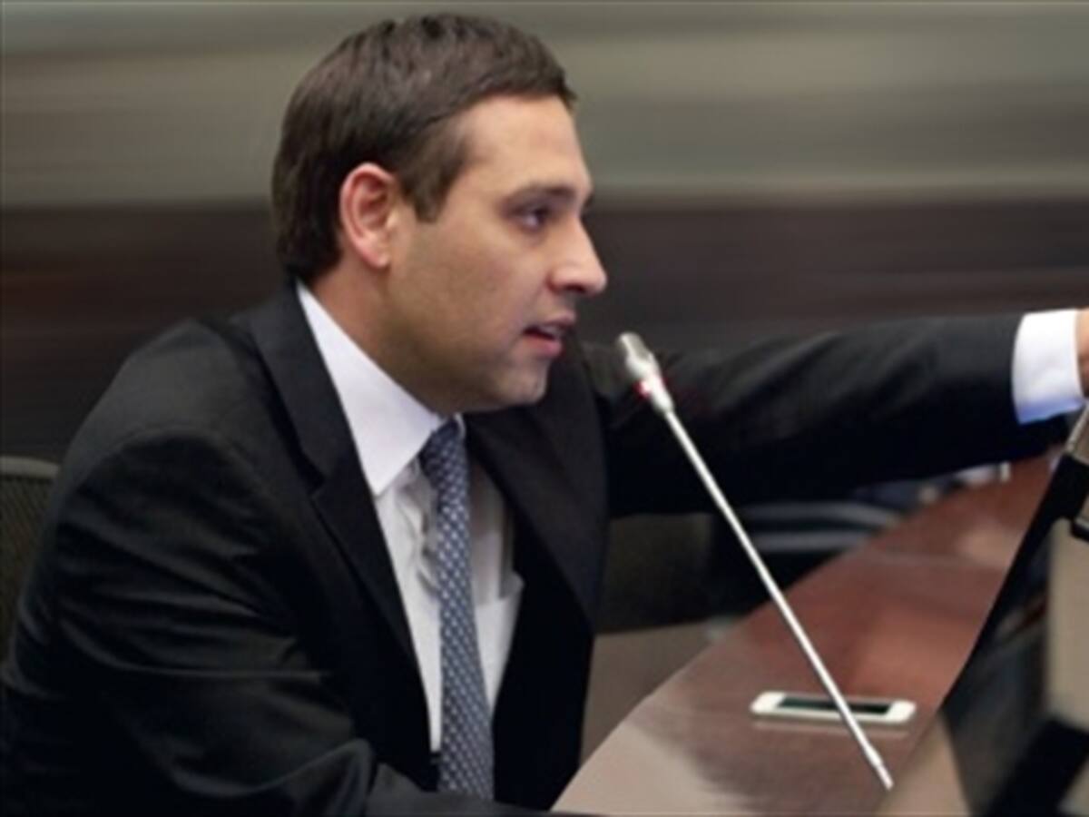 El senador Lizcano calificó de positivo el año de reelección de Santos