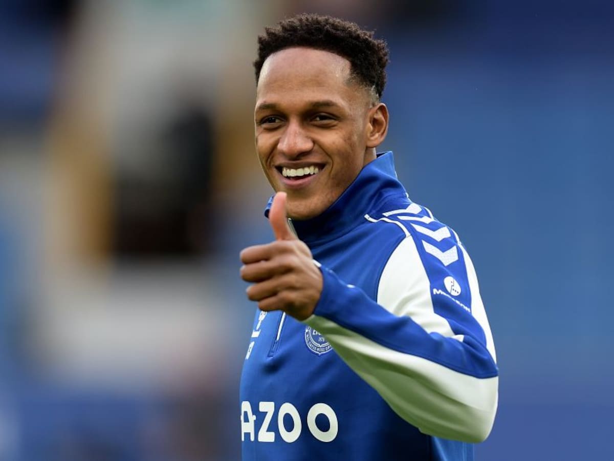 Yerry Mina ya tiene técnico en Everton y es un histórico exjugador inglés