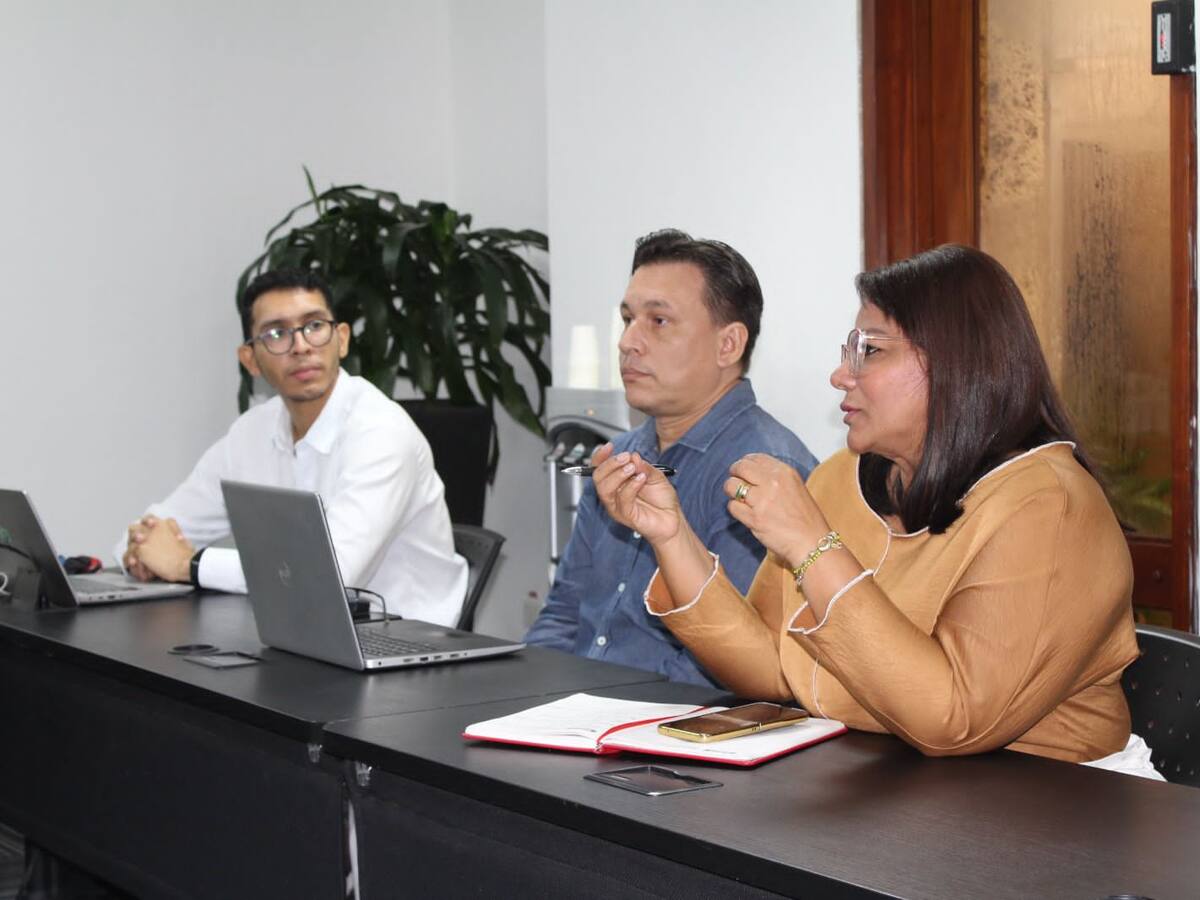 “Acuerdo de Gobernanza”: propuesta que impulsa la candidata Jacqueline Perea