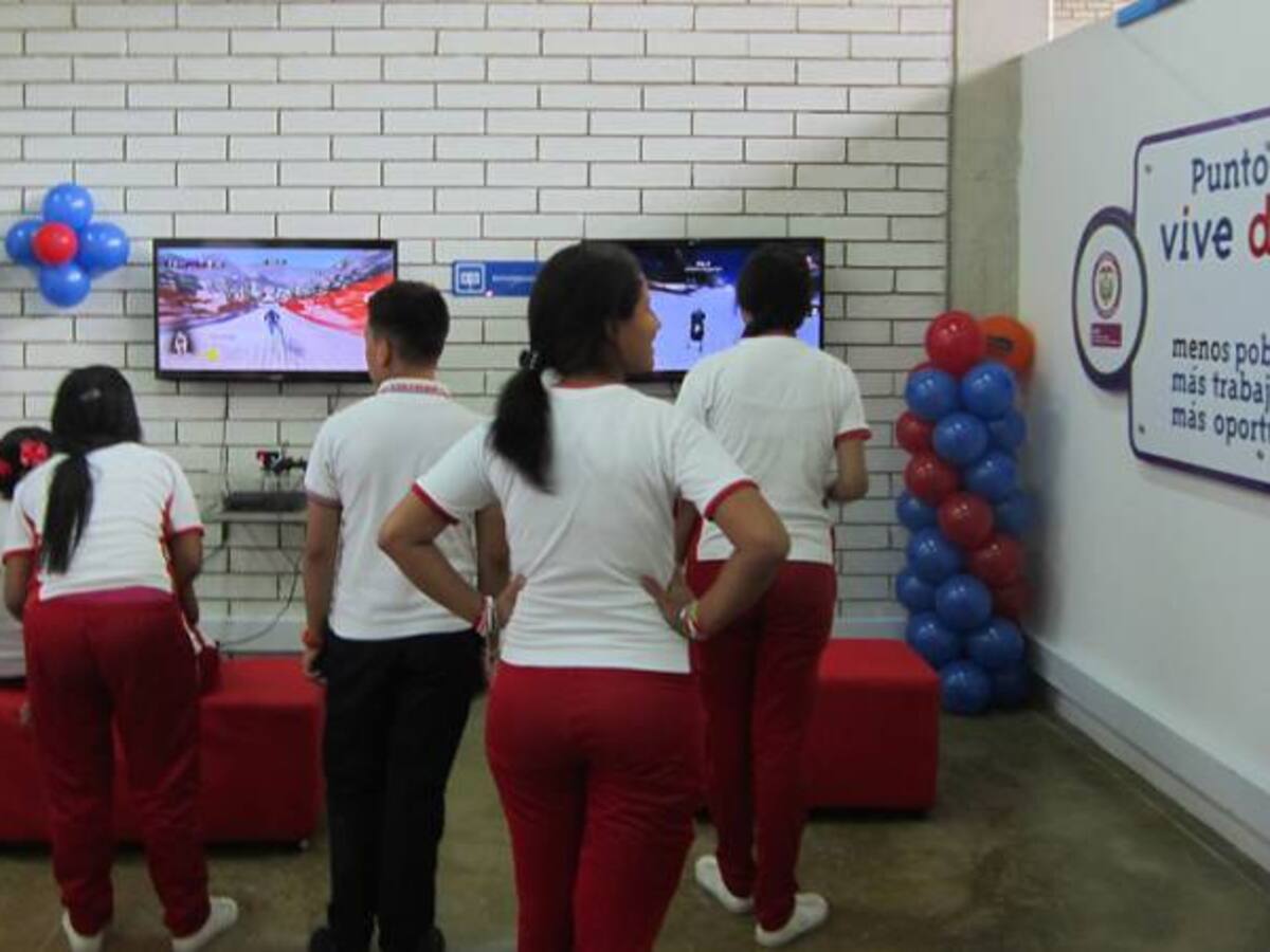 Desde agosto Puntos de Vive Digital serán administrados por departamentos