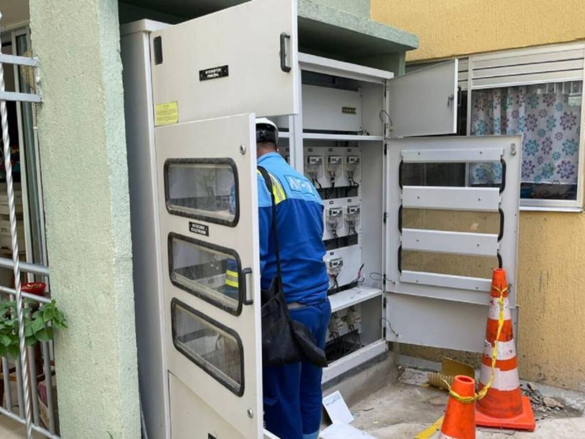 Las soluciones que propone la Defensoría a excesos en tarifas de energía