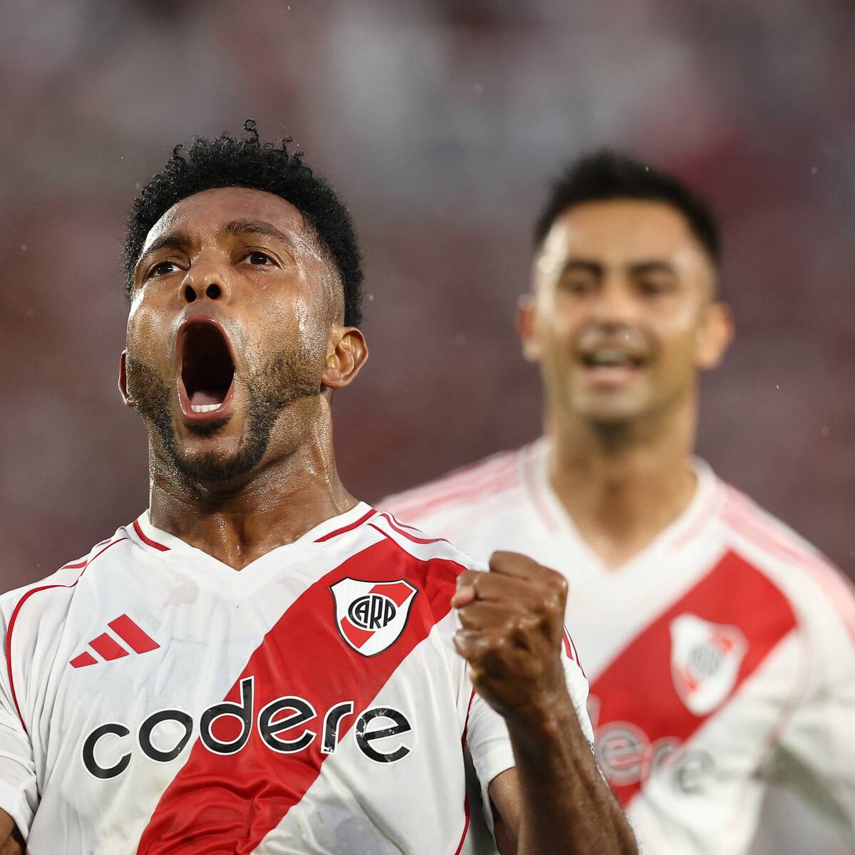 Miguel Borja responde a las críticas con gol en la victoria de River sobre Barracas: véalo