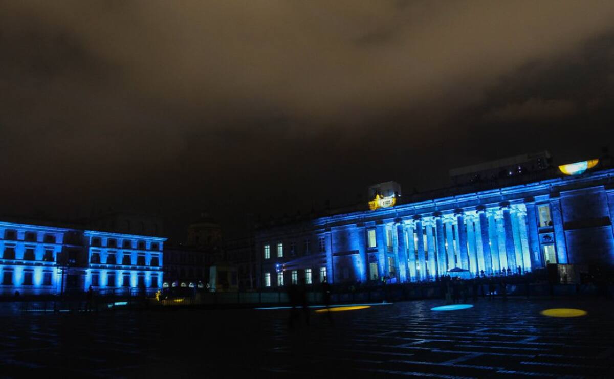 La Secretaría de Cultura, IDARTES y el gobierno francés brindarán al público un espectáculo nunca antes visto en la ciudad. La inauguración del show luces de Lyon tendrá lugar este viernes 16 de diciembre entre las 6:00 y 7:00 p.m. en la Plaza de Bolívar