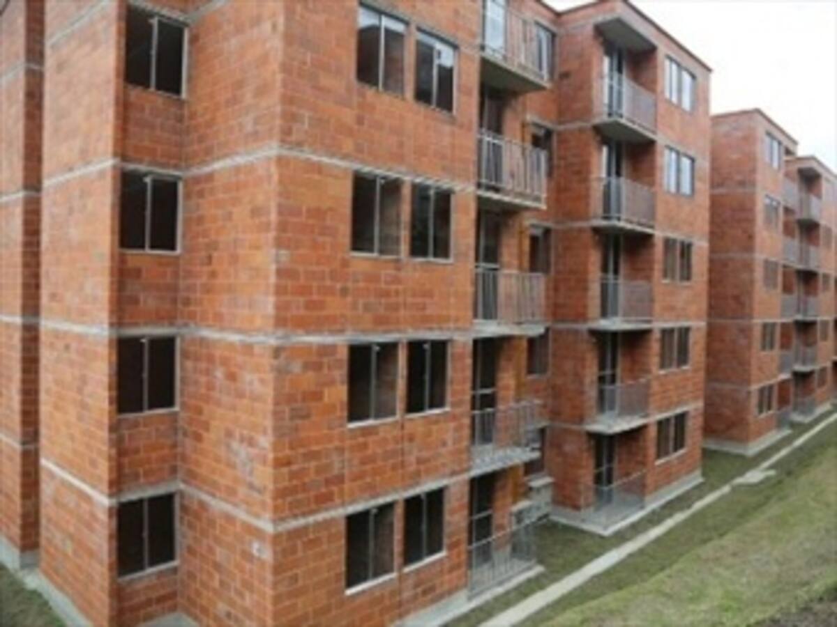 Beneficiarios de casas serían desalojados en 5 departamentos del país