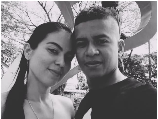 El hecho se registró al parecer por la pérdida de control de la motocicleta por parte del uniformado.