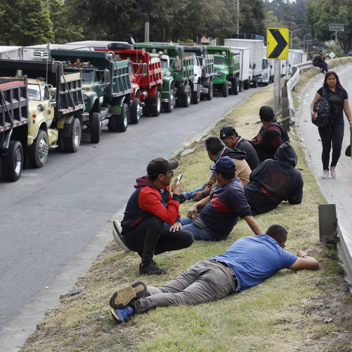 Se levanta el paro de transportadores en Colombia