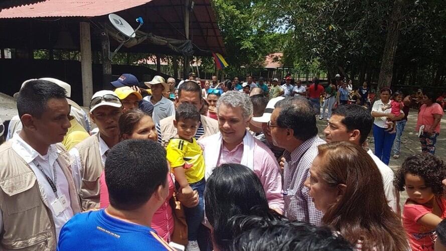 Presidente electo Iván Duque visitó al senador Álvaro Uribe en El Ubérrimo. Foto: Claudia Hernández (W Radio)