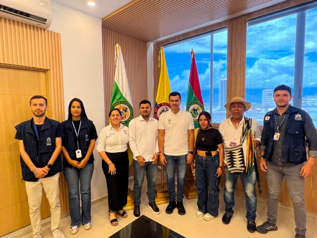 Nuevos representantes juveniles asumen curules especiales en Neiva