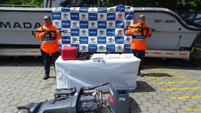 Los tres pescadores eran de nacionalidad ecuatoriana y realizaban paso inocente por la zona en dirección a un banco de pesca fuera de la Zona Económica Exclusiva Colombiana. Foto: Armada Nacional
