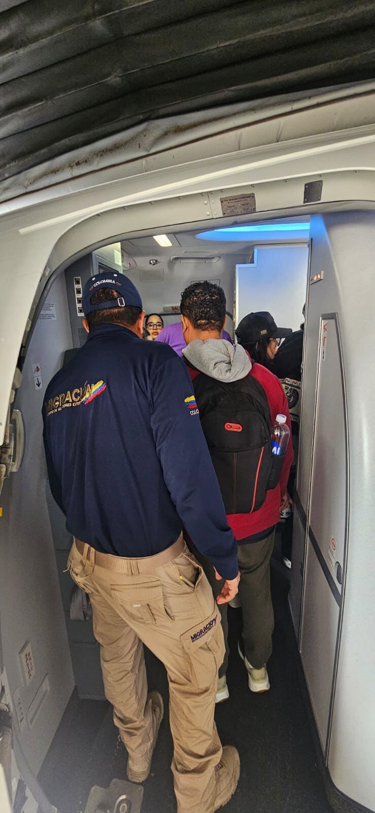 Dominicano expulsado de Medellín por tener documentos falsos. Foto: Migración Colombia.