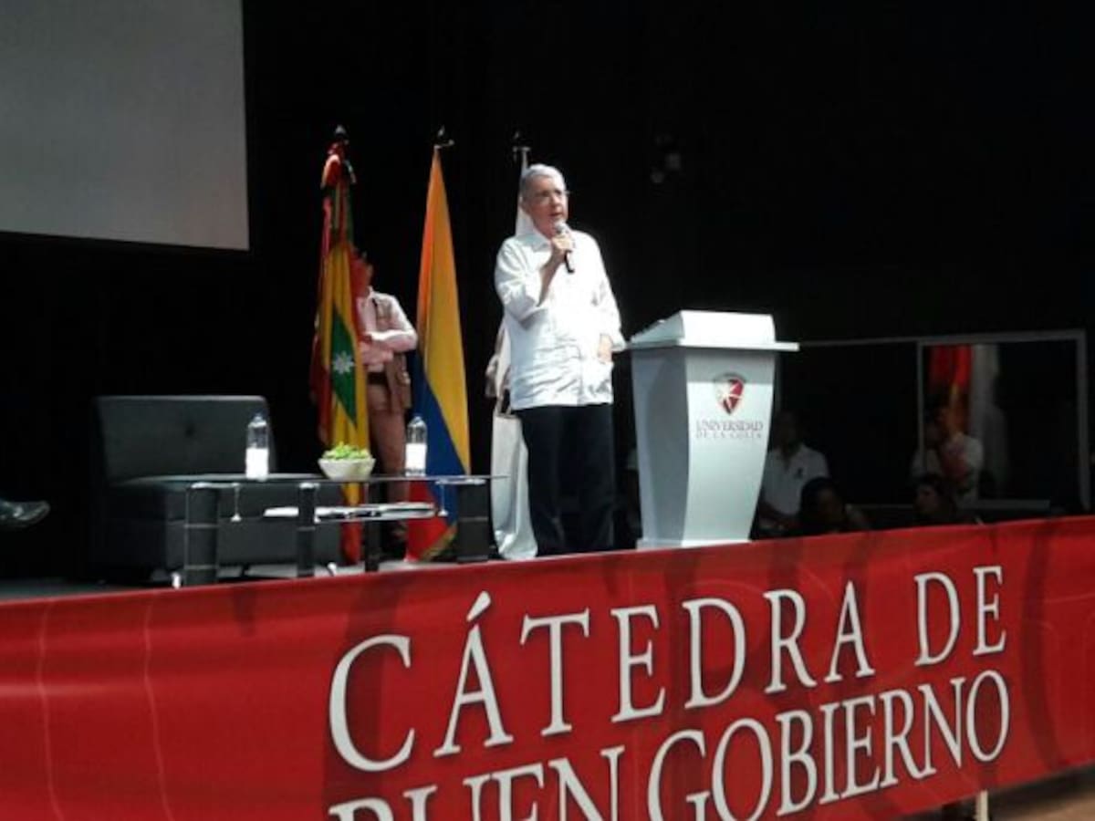No hubo acuerdo entre Uribe y Pastrana para escoger candidato a la Presidencia