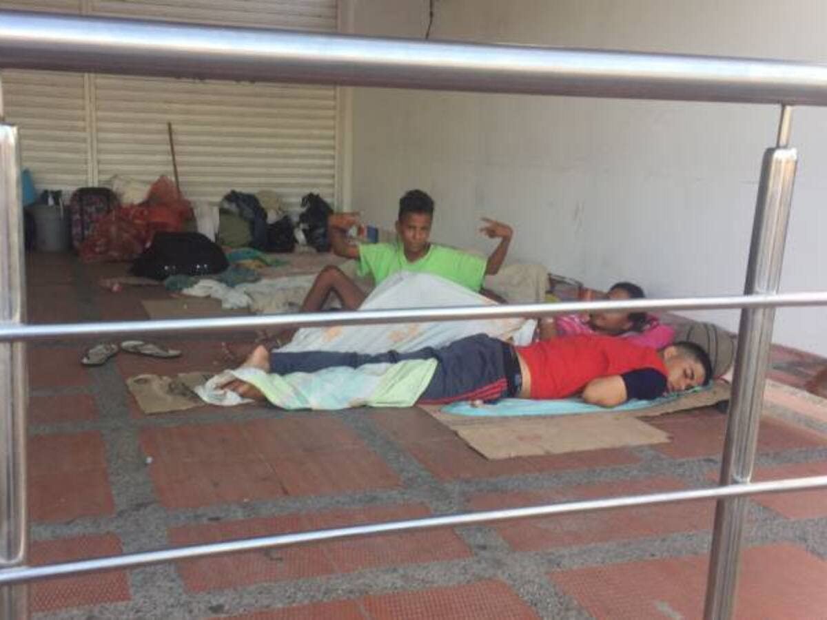 Venezolanos dicen que los están amenazando para que salgan de país