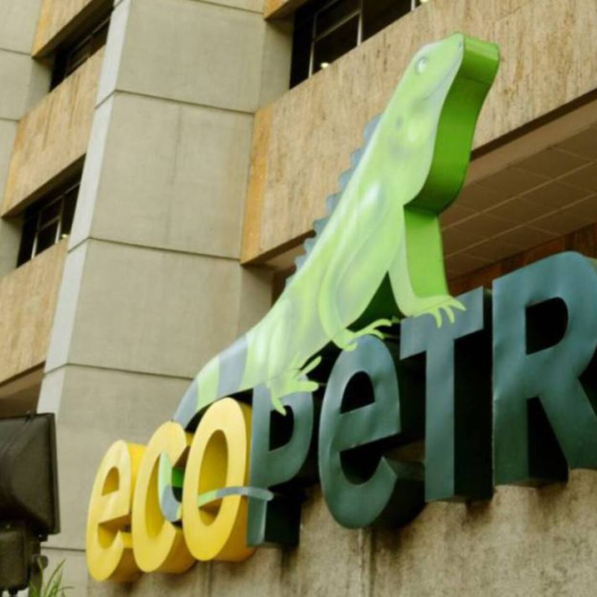 Ecopetrol advierte emergencia por fuga de crudo en Puerto Boyacá