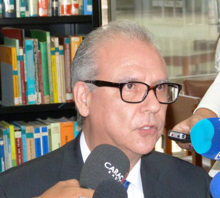 Administración de los tribunales de Medellín responde ante orden de evacuación temporal.