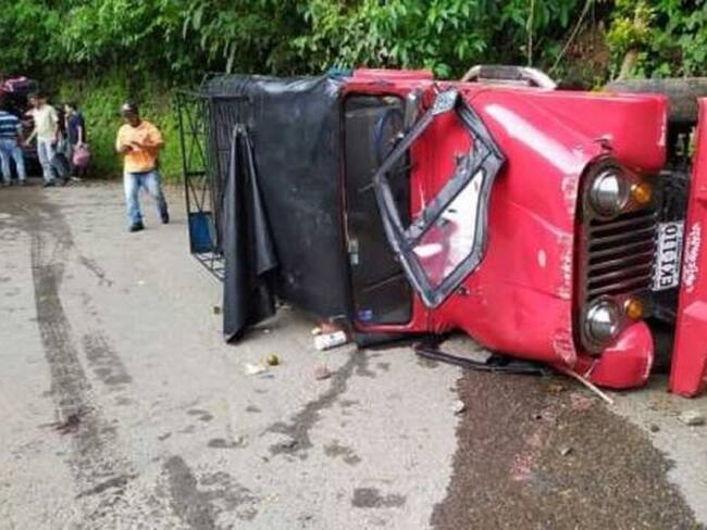 Accidente en la vía Samaná - La Miel