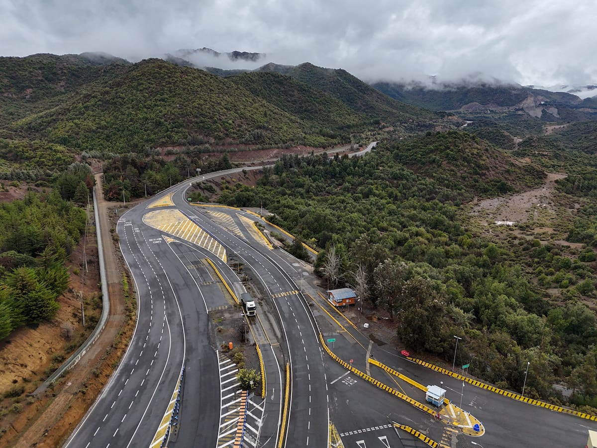 Hallaron muerto a uno de los cinco mineros atrapados en Chile
