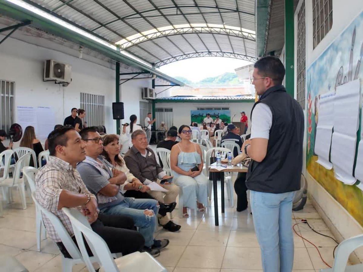 San Pablo de Borbur plantea cinco ejes para el futuro del sector esmeraldero en Mesa Territorial