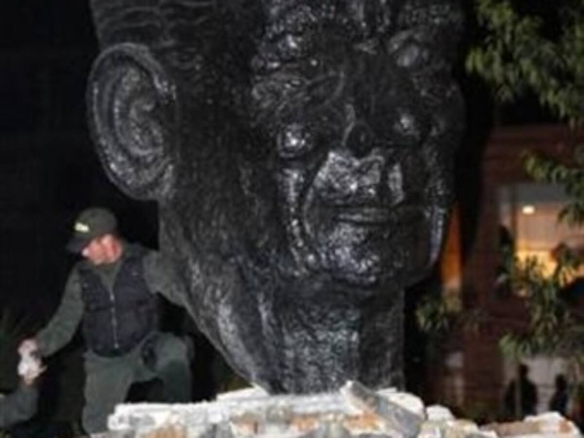 Mindefensa no descarta que la 'extrema derecha' haya planeado atentado en el norte de Bogotá