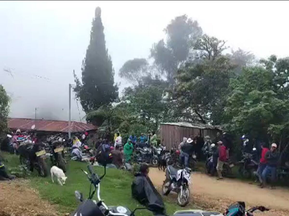 Captura de disidente FARC desata choques entre Ejército y comunidad en Huila