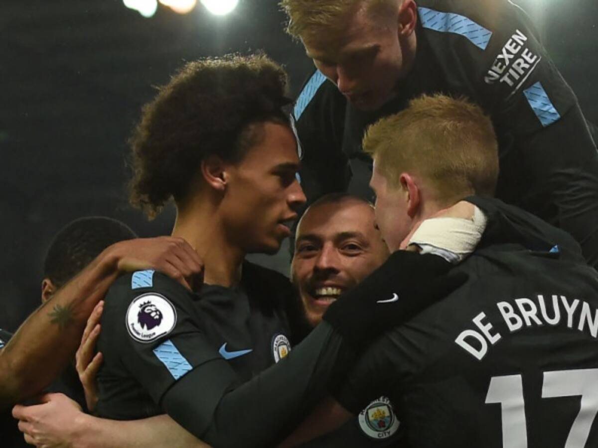 Manchester City vence al Stoke y queda a 3 triunfos del título de la Liga
