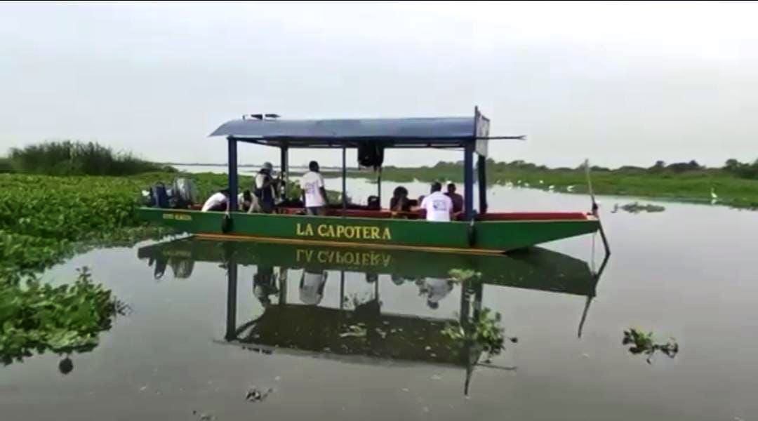 Entregan embarcaciones y apoyo a asociaciones de pescadores de Mahates y Soplaviento