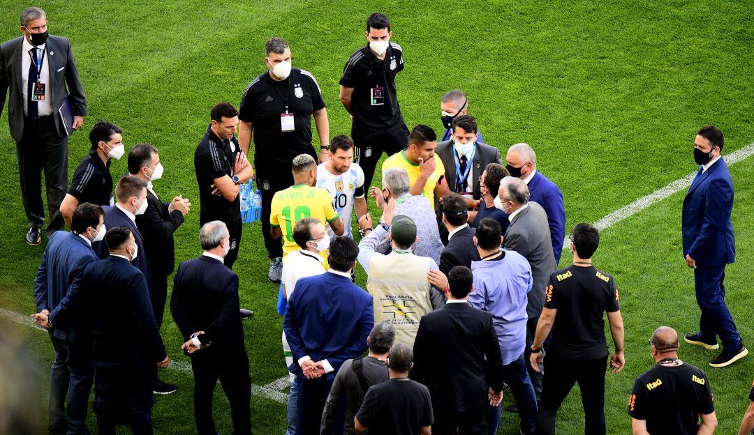 Brasil vs. Argentina suspendido