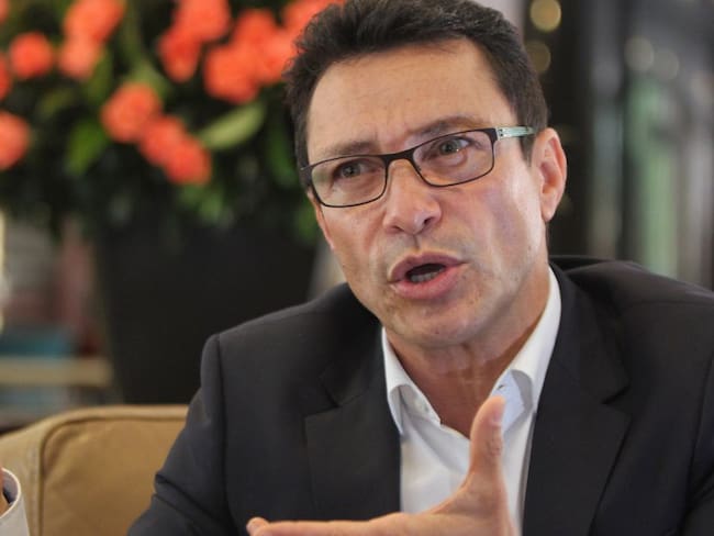El gobernador de Magdalena Carlos Caicedo denunció amenazas contra su vida 