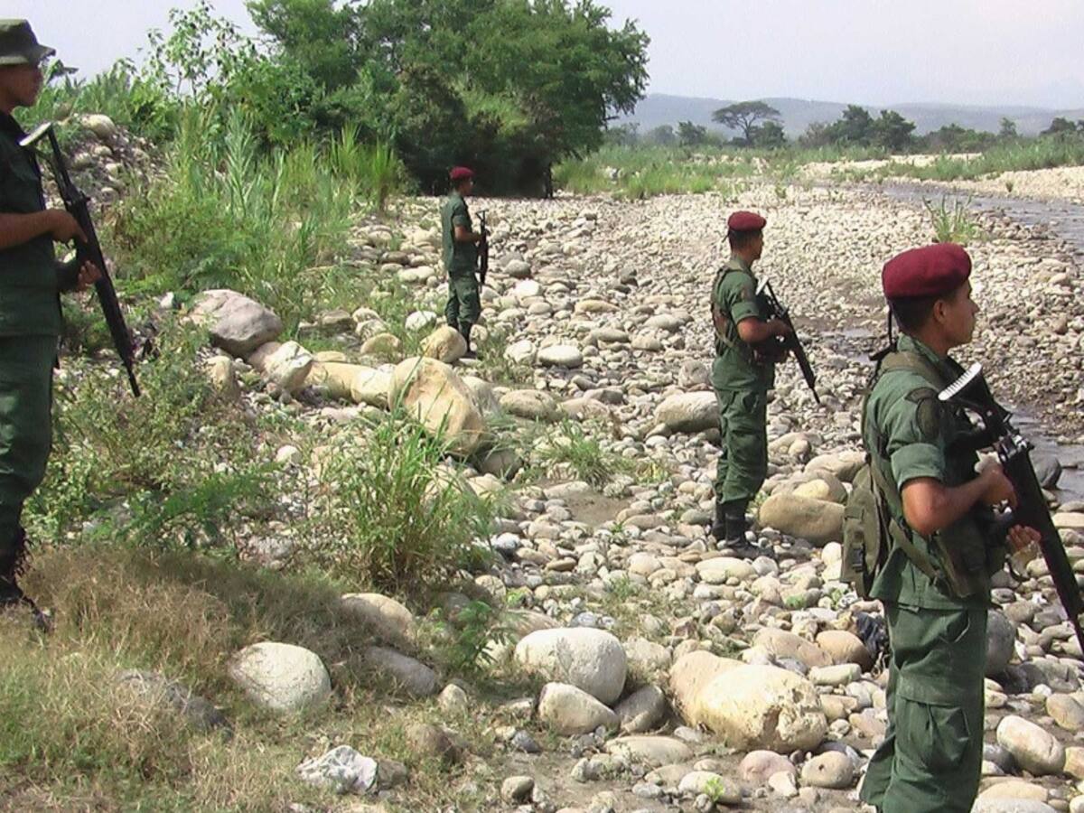 Autoridades dan ultimátum a quienes pasan ilegalmente la frontera