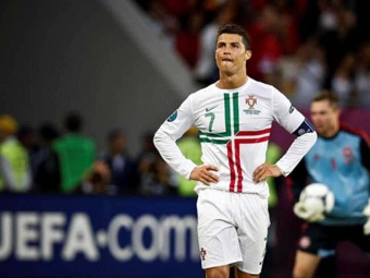 Cristiano Ronaldo terminó provocado por los gritos que le lanzaron desde la tribuna