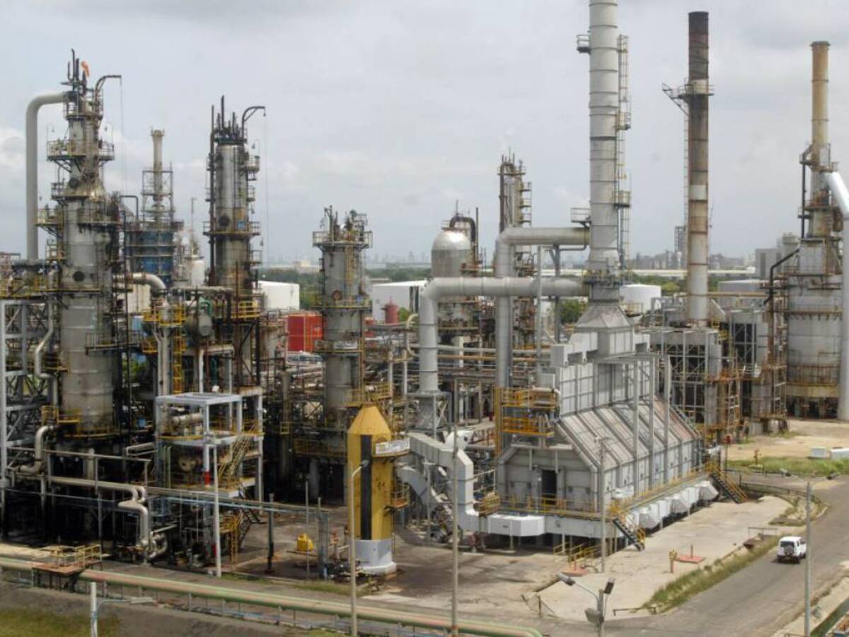 Presidente de la ACP pidió a congresistas no destruir industria petrolera
