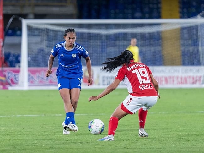 Santa Fe y Millonarios empataron 2-2 en el primer clásico de la semifinales de la Liga femenina / X: @MillosFcFem.