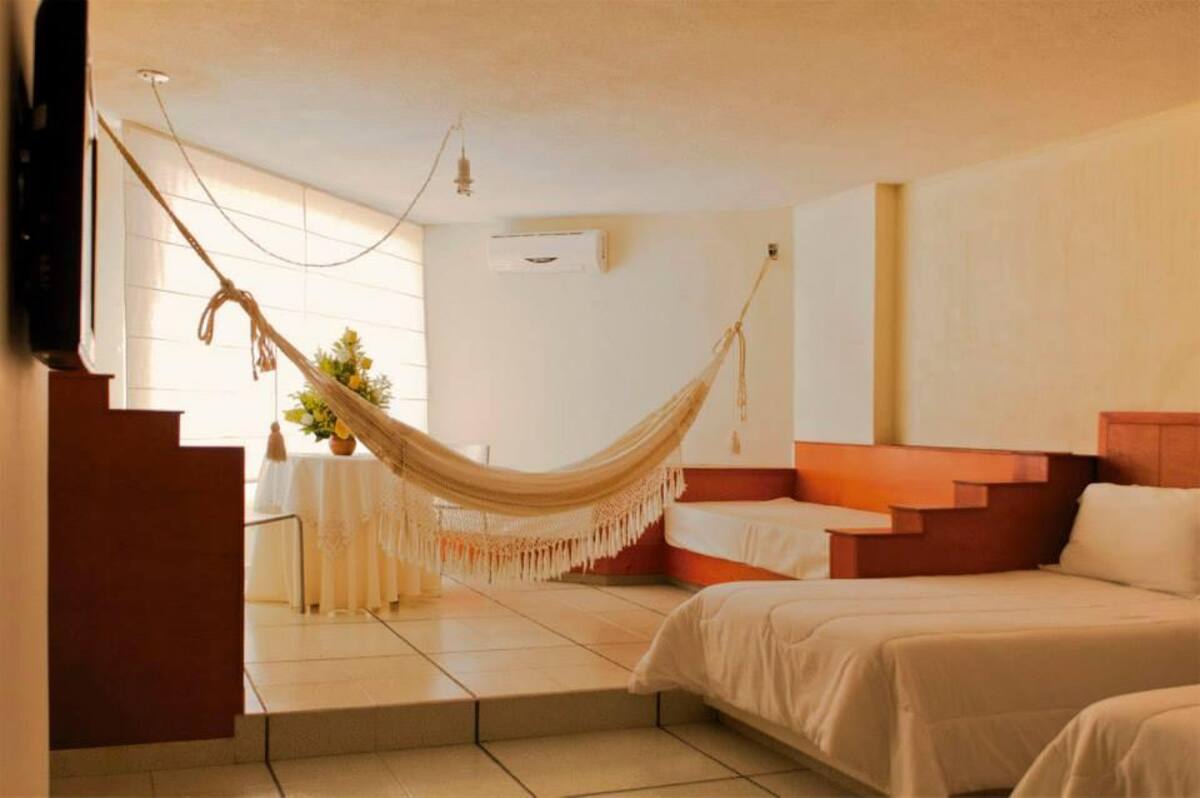 Habitaciones con todas las comodidades, restaurantes y ubicación céntrica son algunas de las ventajas que ofrece el Hotel Sicarare además de las tarifas especiales para Semana Santa en Valledupar.