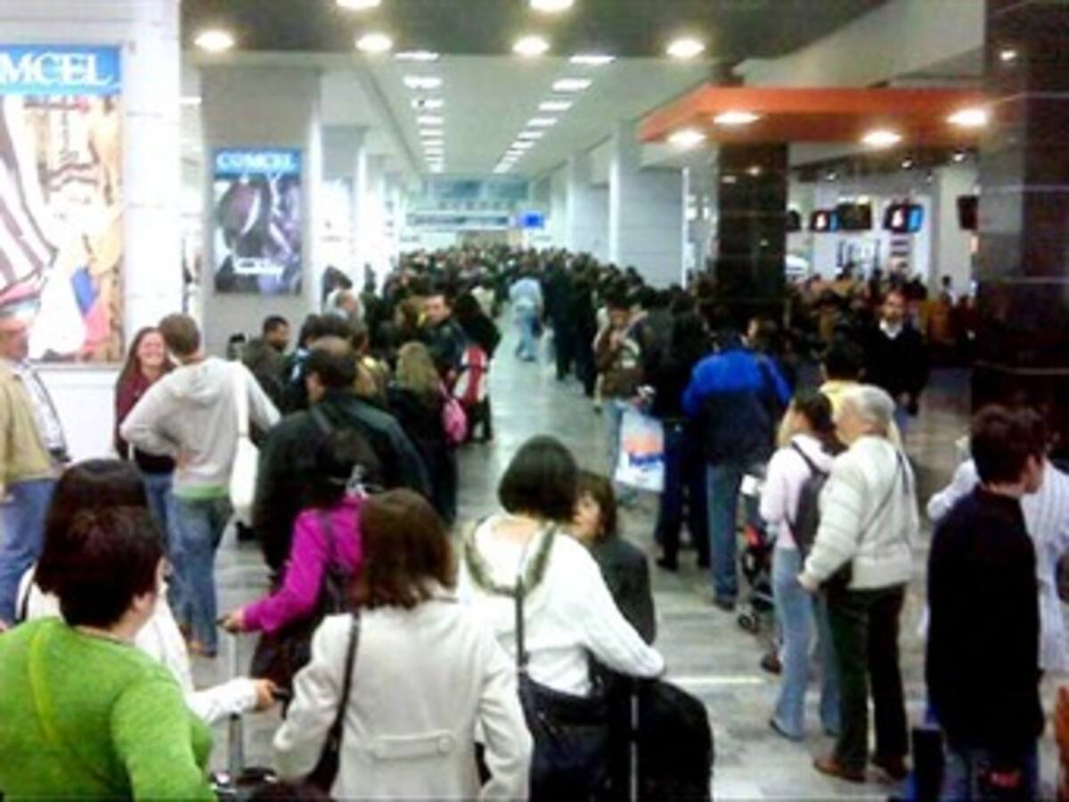 Pasajeros reiteran que El Dorado es un “caos” para viajar