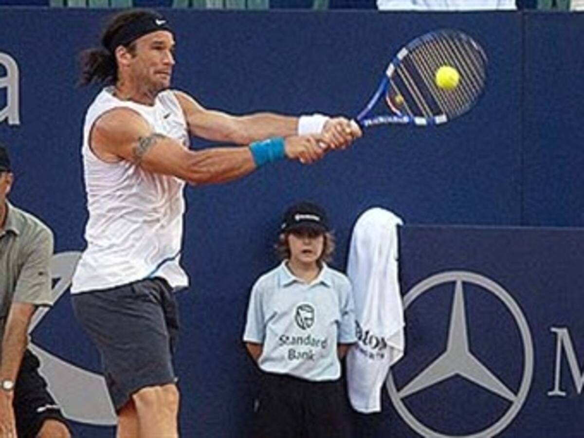 El inglés Greg Rusedski y el español Carlos Moyá disputan final del Seguros Bolivar de Medellín